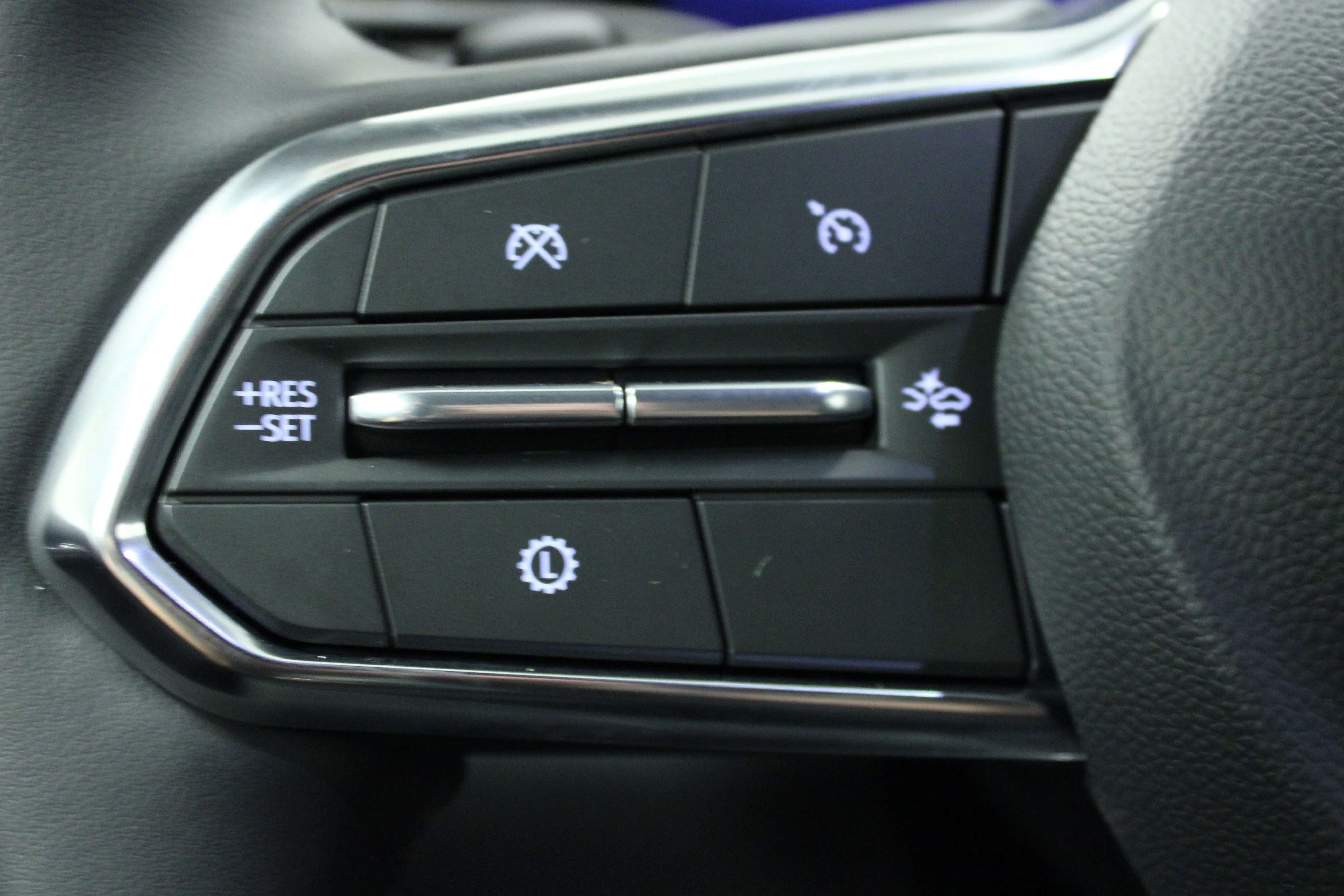 2027 Chevrolet Equinox LT - Photo 20