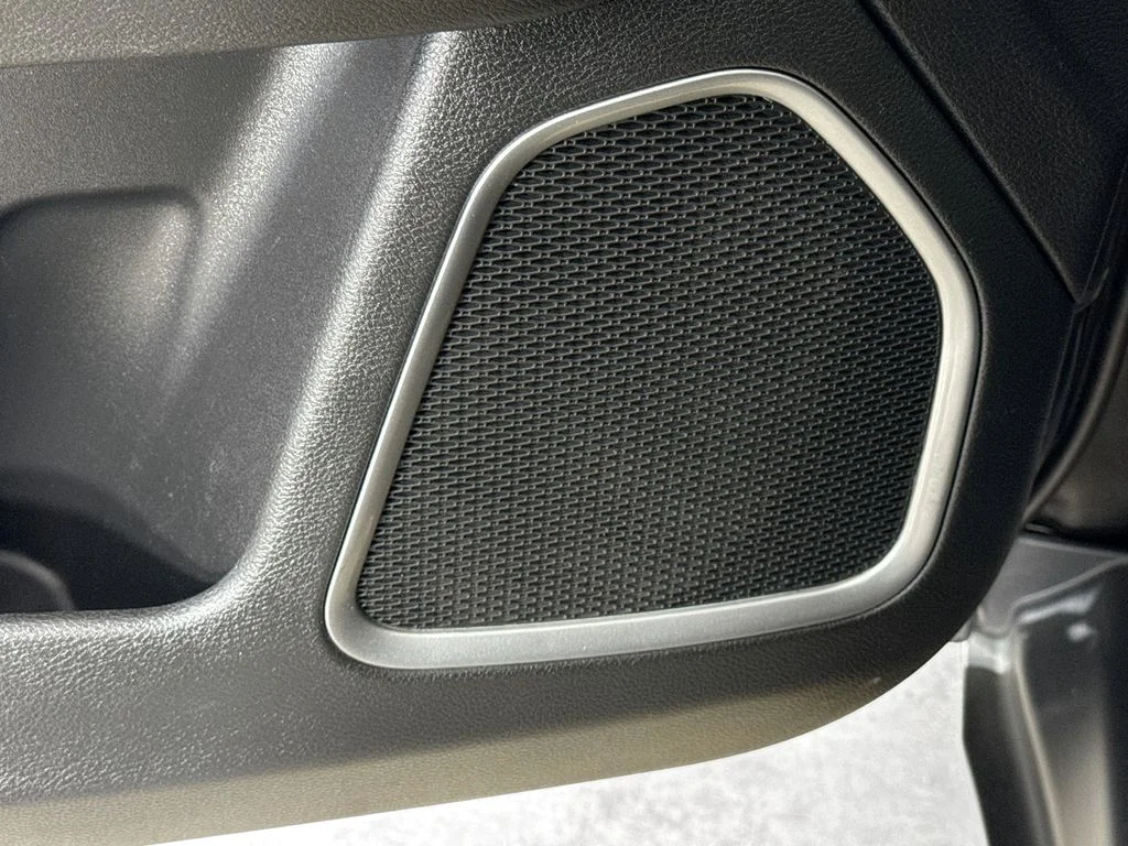 Used 2023 Gray Jeep Sport image 18