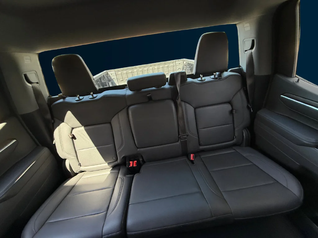 Used 2025 Black GMC SLT image 18