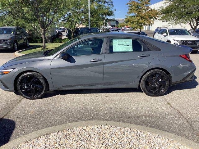 New 2026 Gray Hyundai SEL Sport Plus image 1