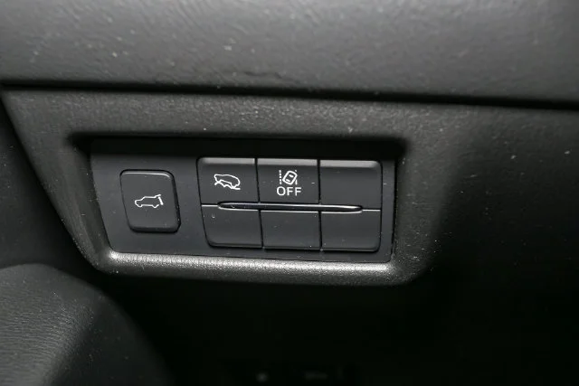Used 2025 White Mazda 2.5 S Preferred Package image 34