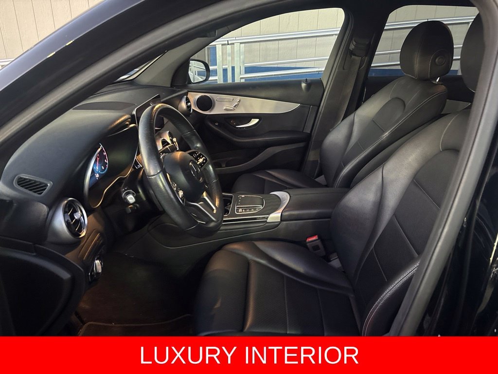 Used 2022 Black Mercedes-Benz GLC 300 image 11