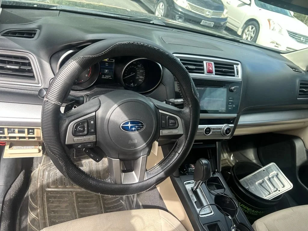 Used 2017 Crystal Black Silica Subaru 2.5i image 19
