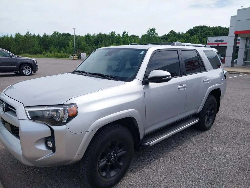 Used 2022 Silver Toyota SR5 Premium image 3