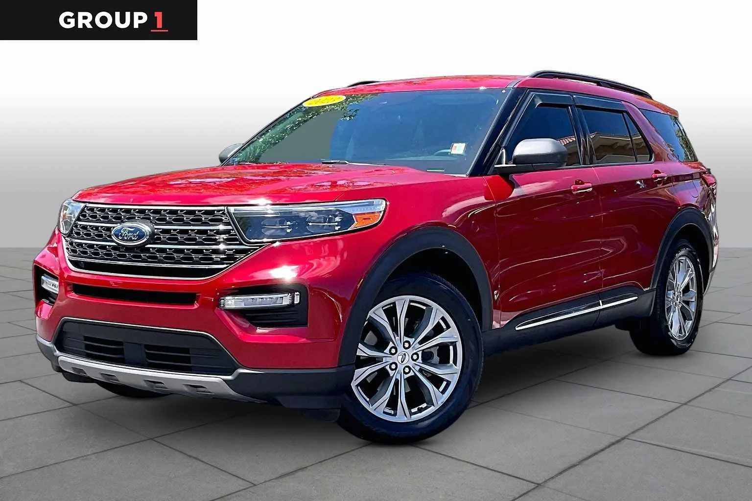 2023 Ford Explorer XLT RWD's photo