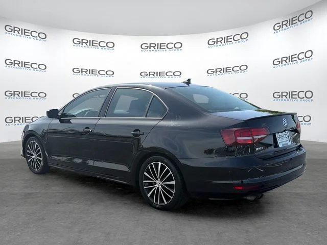 Used 2016 Black Volkswagen 1.8T Sport image 5