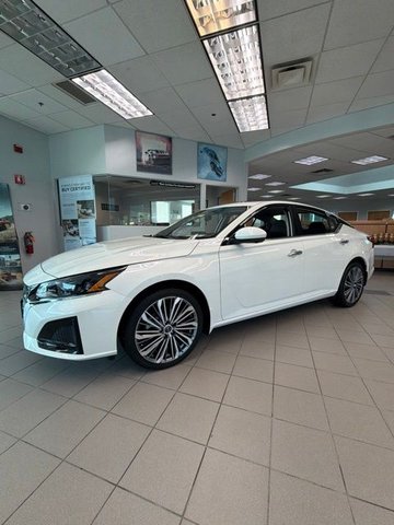 2025 Nissan Altima SL
