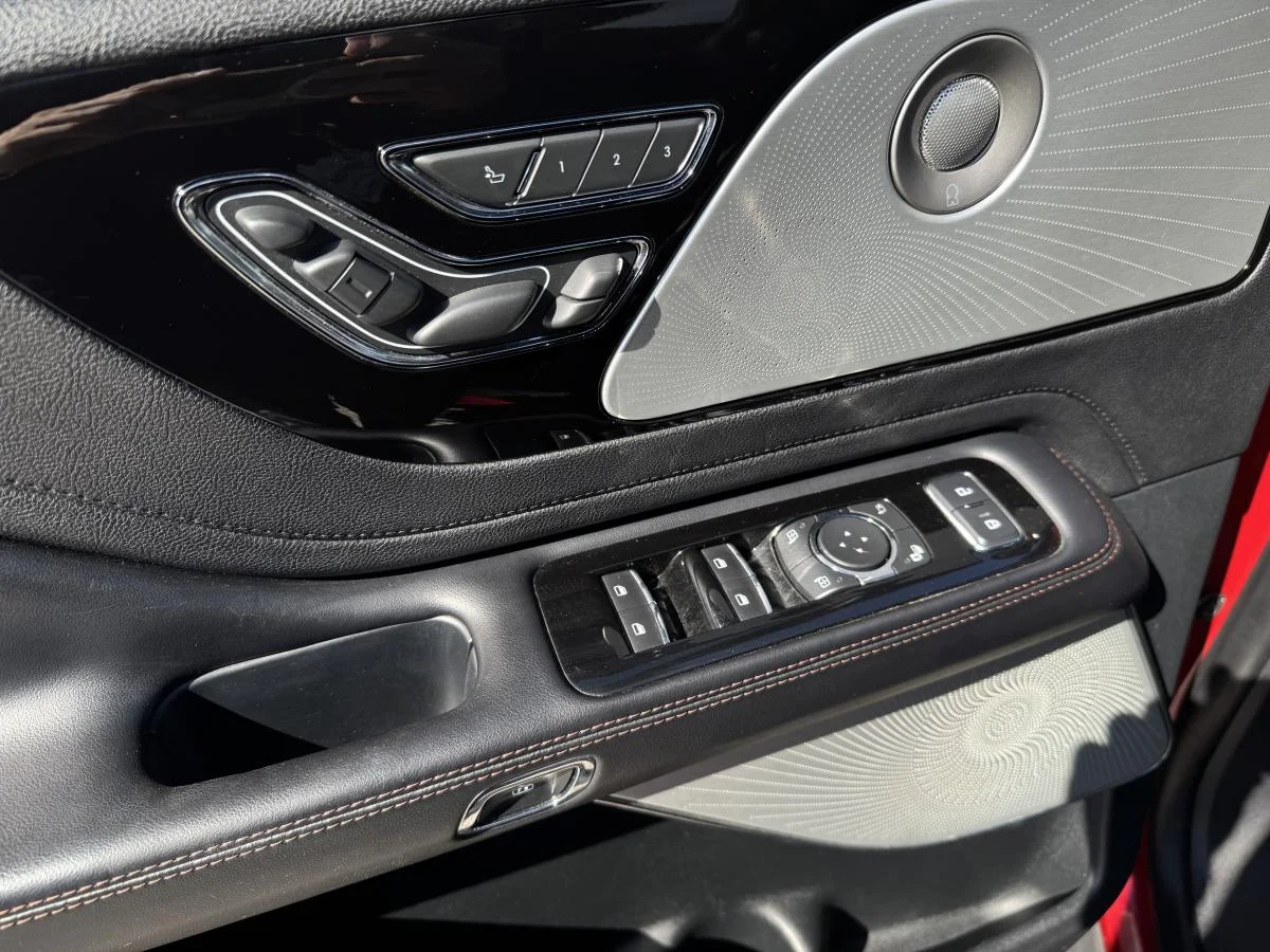 Used 2020 Red Lincoln Reserve Awd image 15