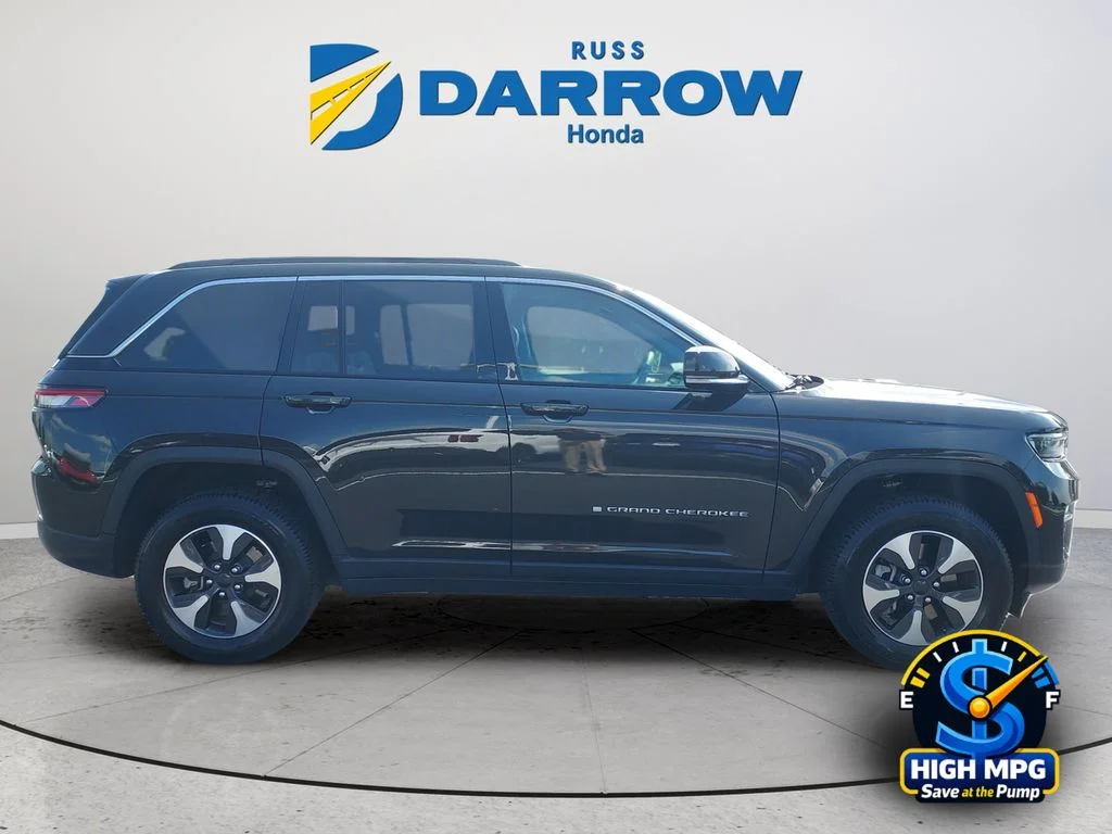 Used 2024 Brown Jeep 4xe image 6
