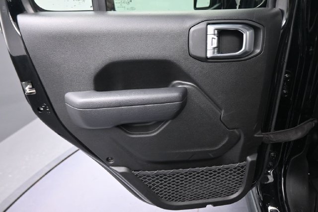 Used 2024 Black Jeep Rubicon image 26