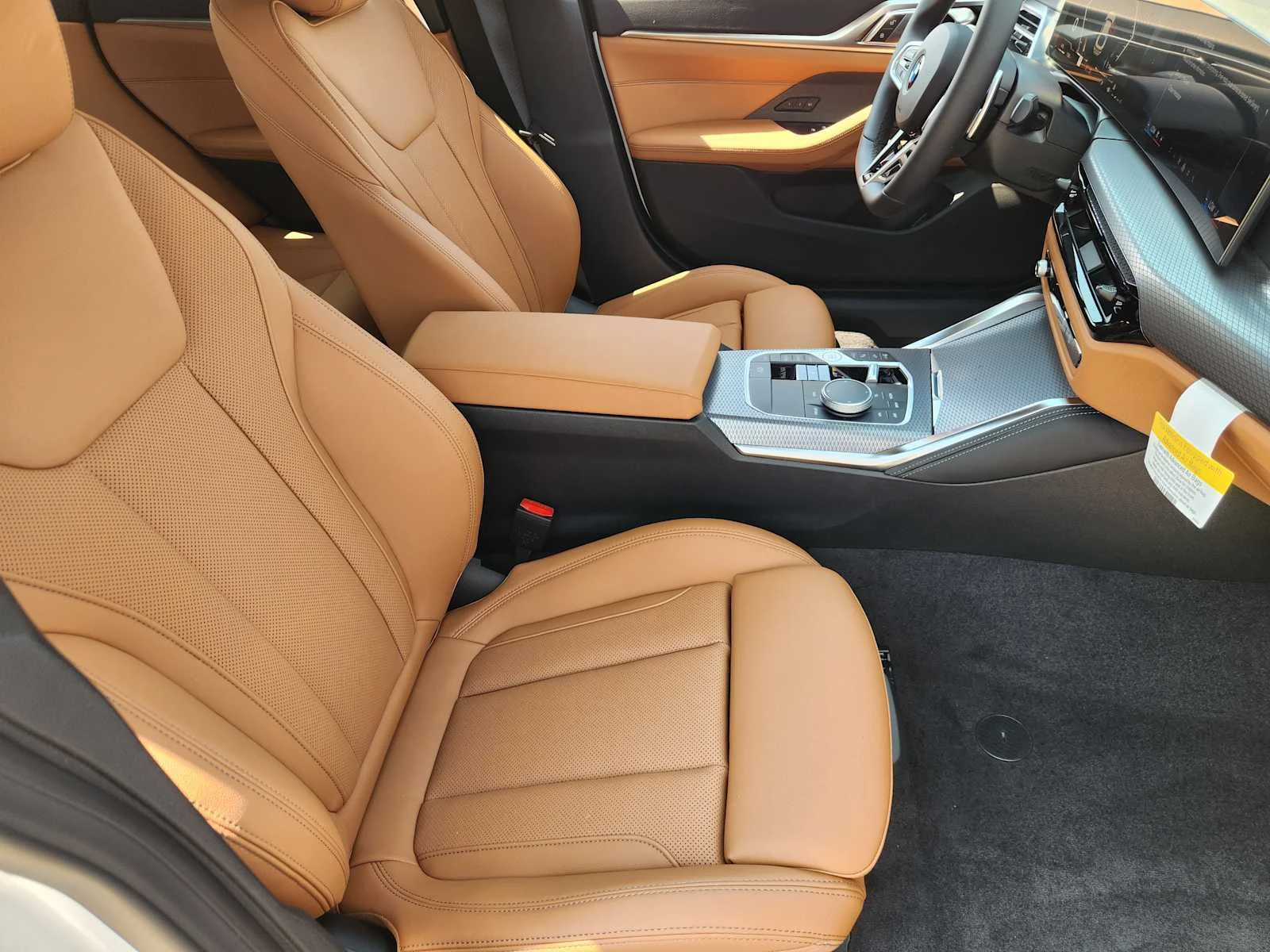 New 2026 Mineral White Metallic BMW 430i xDrive image 5