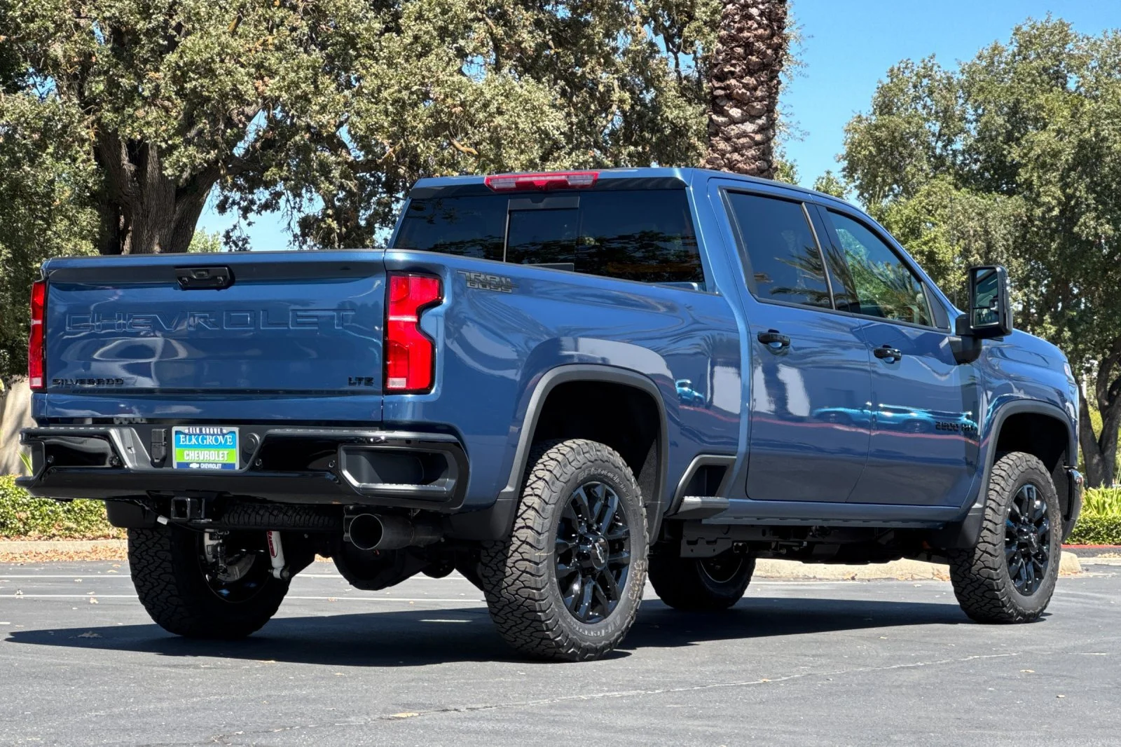 2026 Chevrolet Silverado 2500 HD LTZ view 3