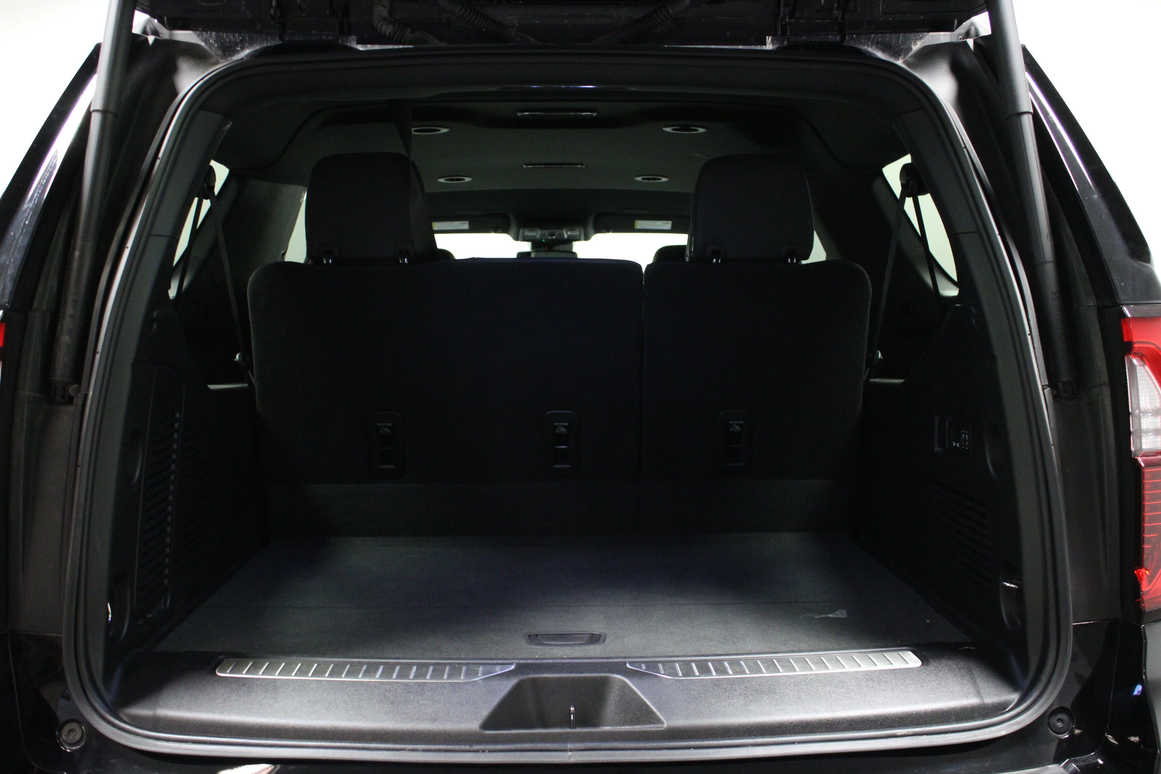 Used 2025 Onyx Black GMC AT4 image 15