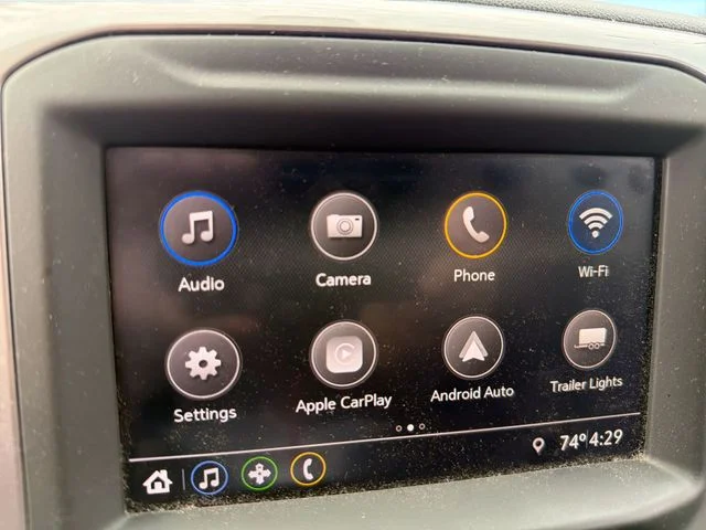 Used 2022 Silver Chevrolet Custom image 19