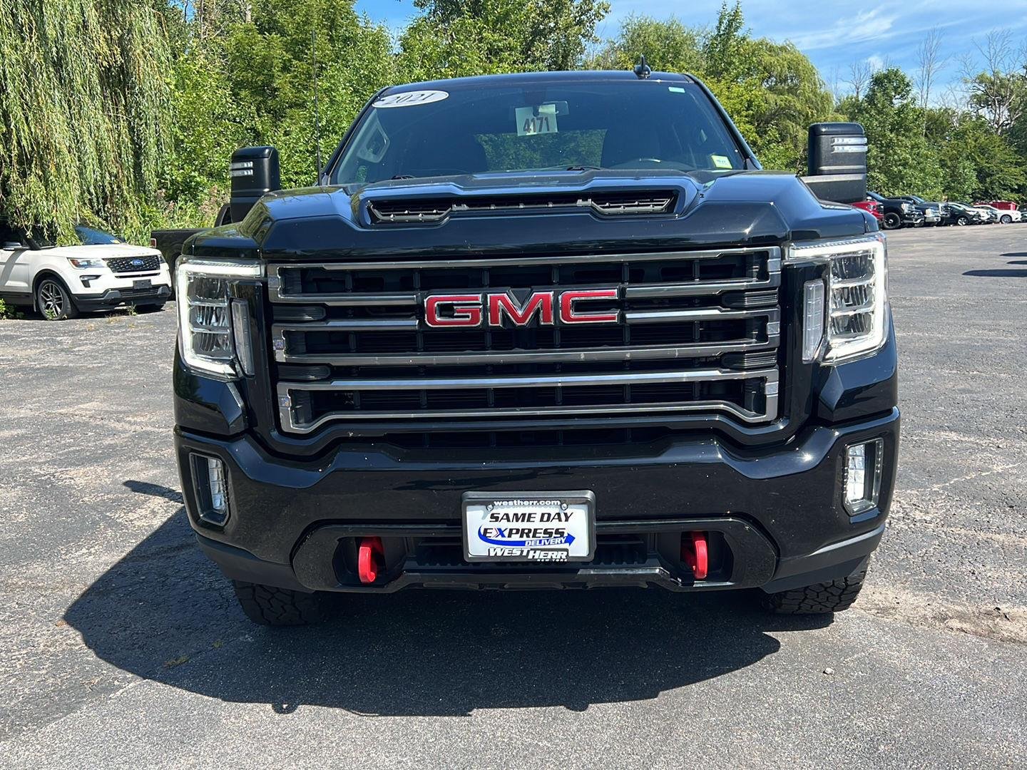 Used 2021 Onyx Black GMC AT4 image 16