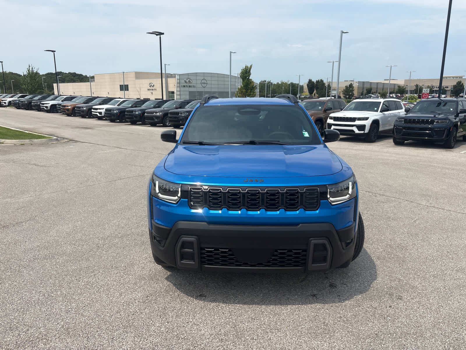New 2026 Hydro Blue Pearlcoat Jeep Limited image 4