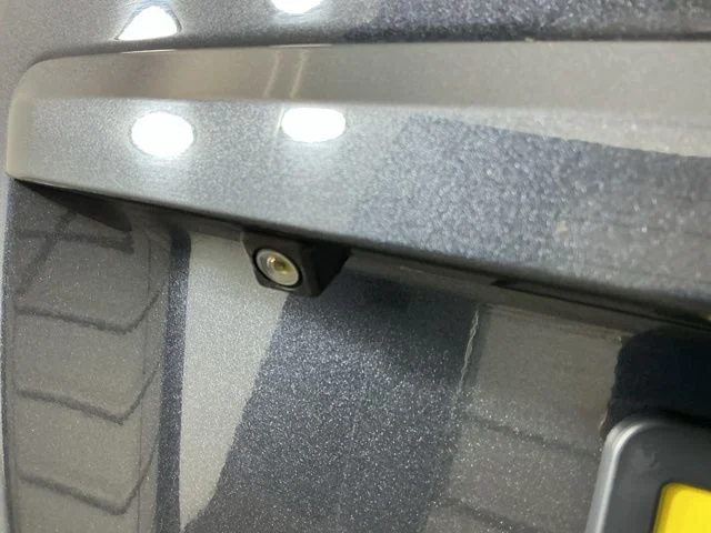 Used 2016 Gray Subaru 2.0i Limited image 9