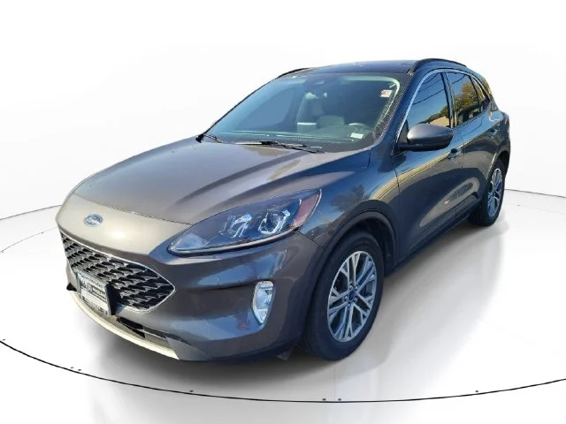 Used 2022 Ford Escape SEL with VIN 1FMCU0H69NUB45639 for sale in South Holland, IL