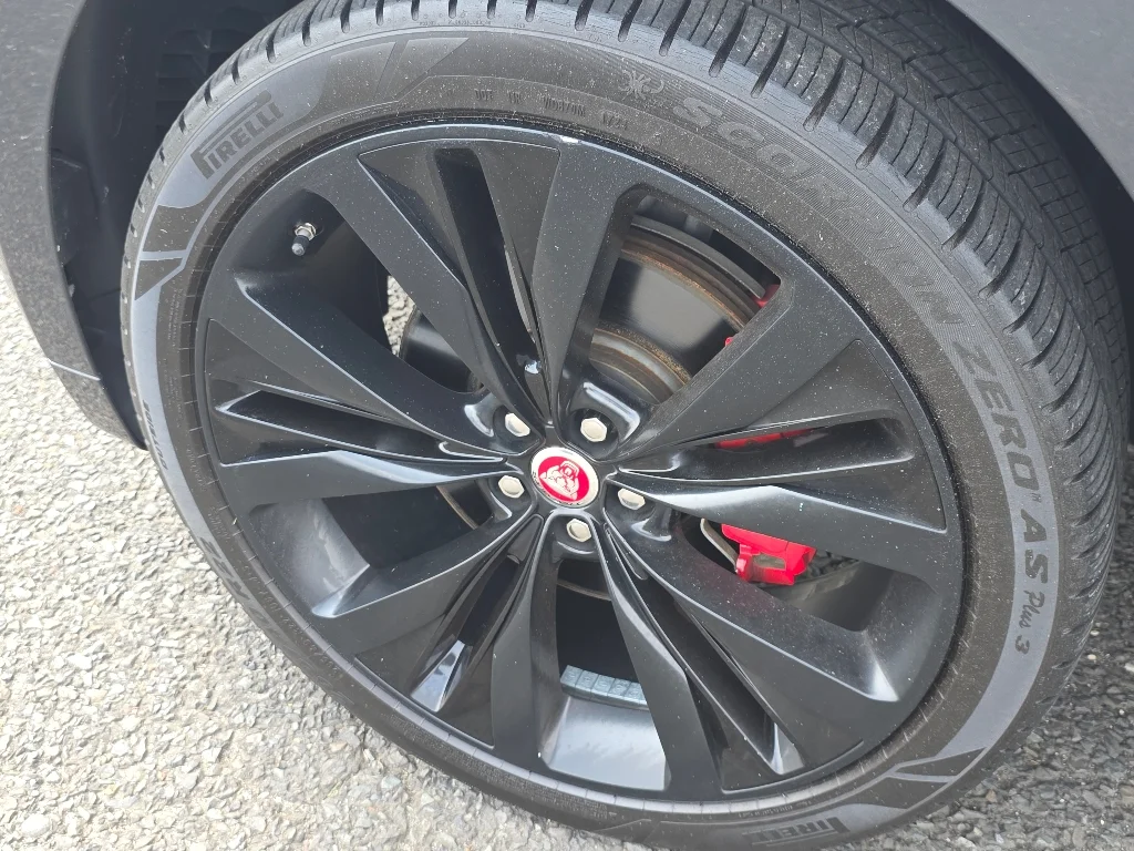 Used 2019 Black Jaguar S image 35