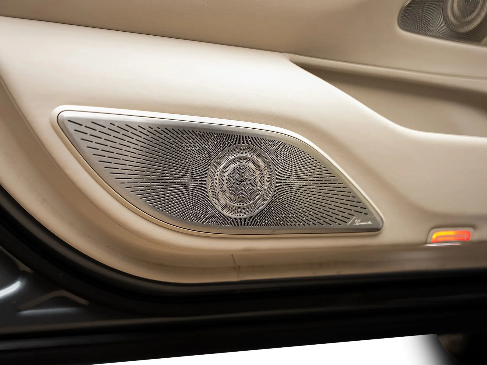 Used 2024 Silver Mercedes-Benz Maybach S 580 image 69