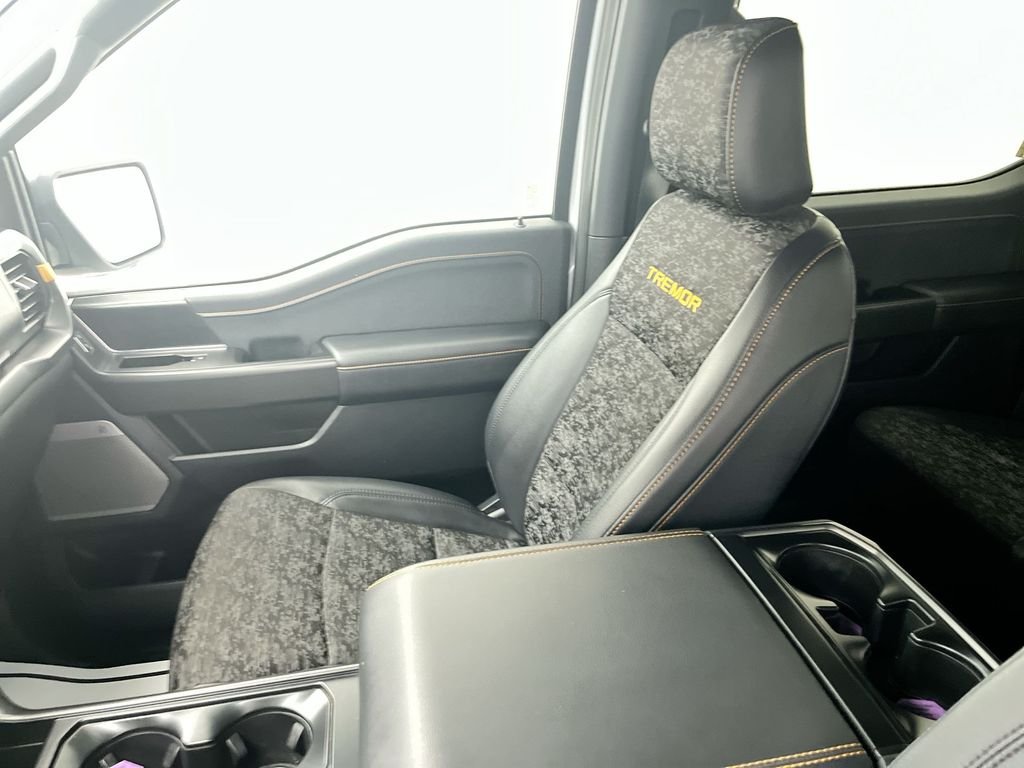 Used 2025 White Ford Tremor image 20