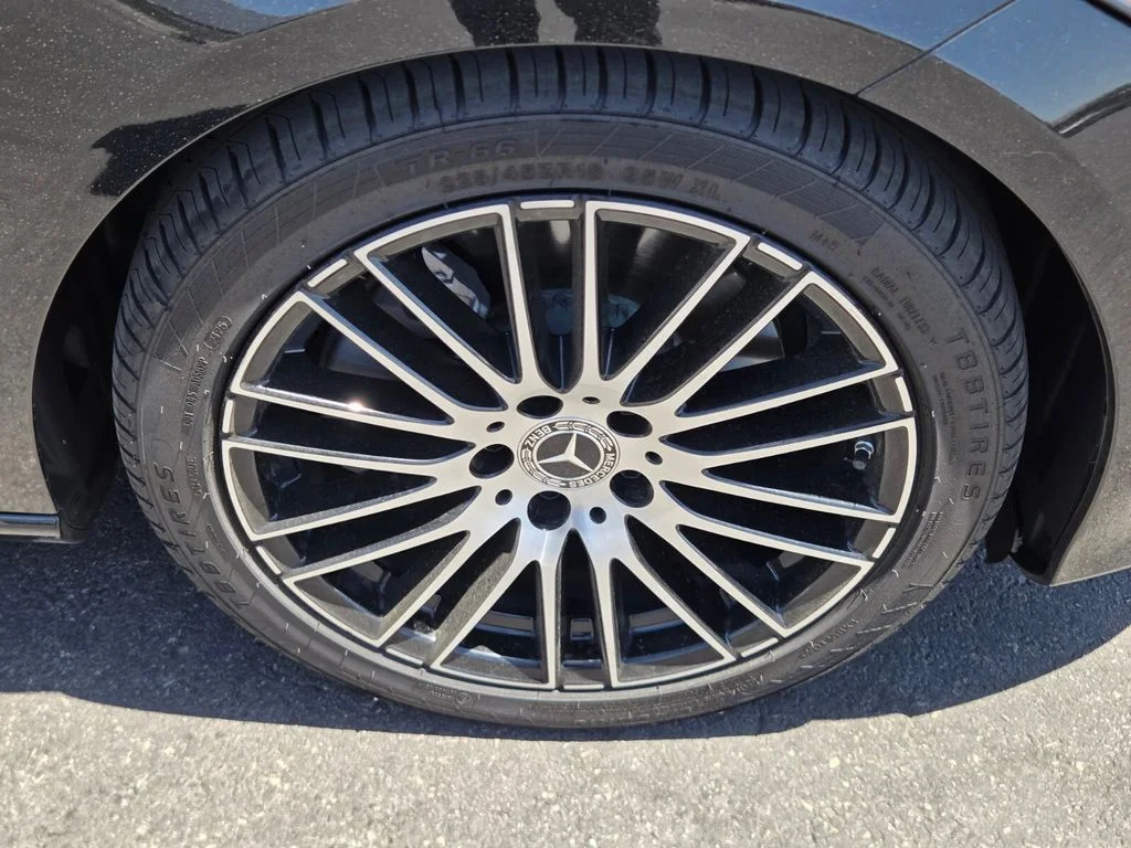 Used 2025 Black Mercedes-Benz C 300 image 9