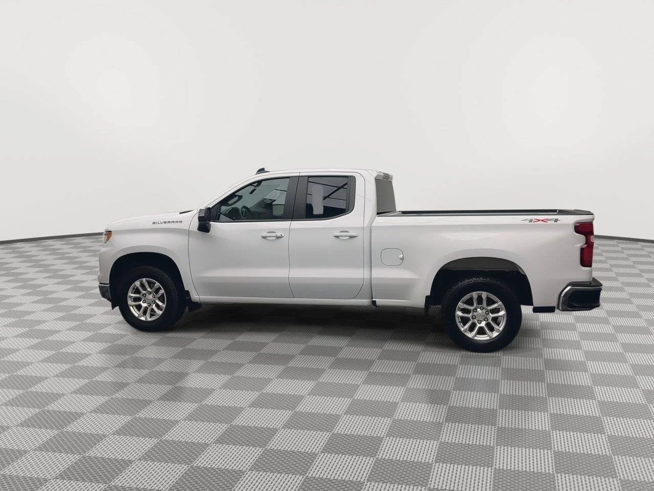 2023 Chevrolet Silverado 1500 LT - Photo 39