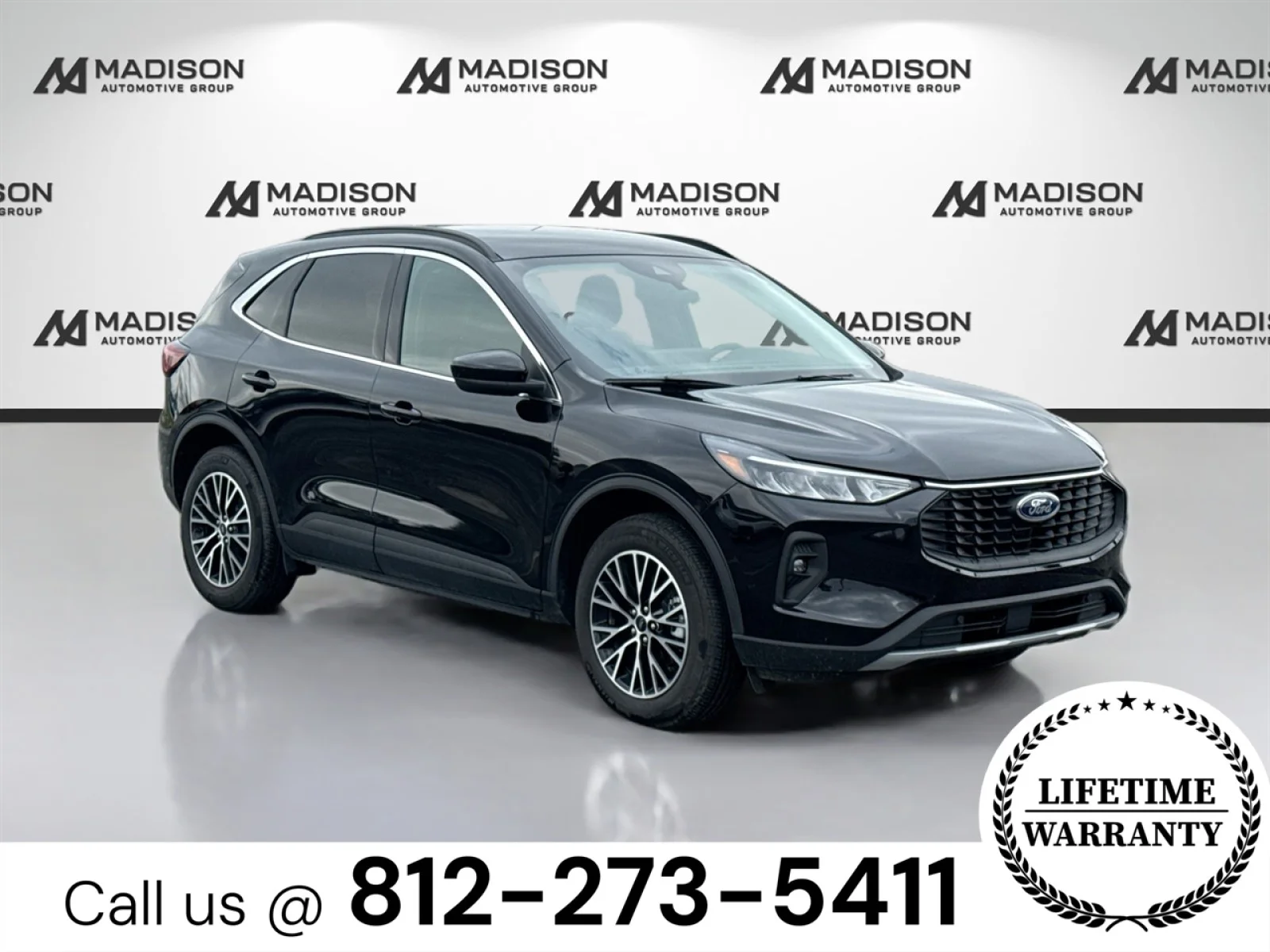 New 2025 Agate Black Metallic Ford Plug-in Hybrid image 3
