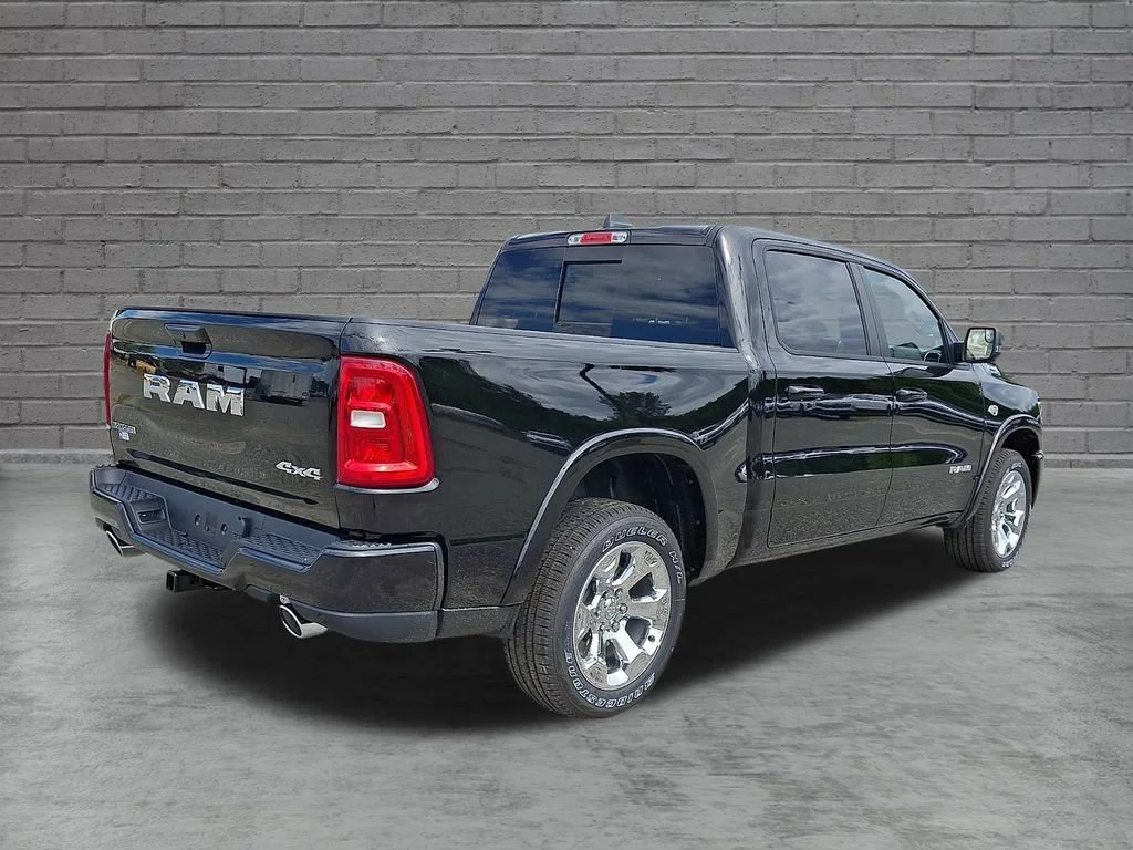New 2027 Diamond Black Crystal Pearlcoat Ram Big Horn image 8