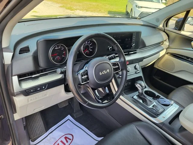 Used 2022 Blue Kia LXS image 9
