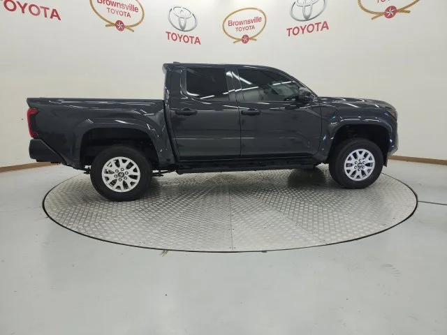 Used 2026  Toyota SR image 6