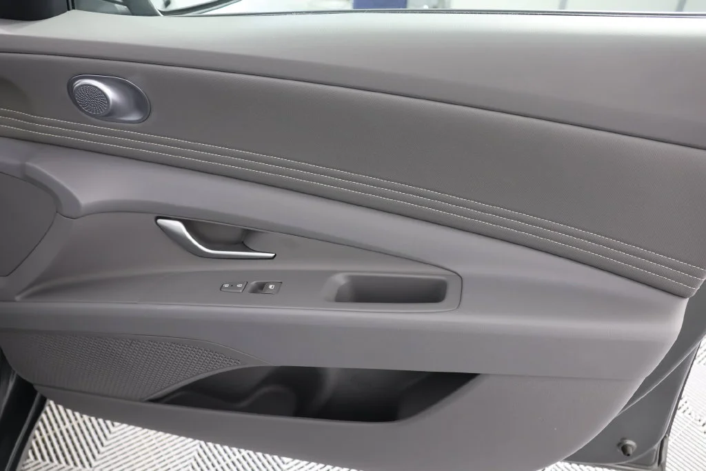Certified Used 2025 Gray Hyundai SEL Convenience image 29