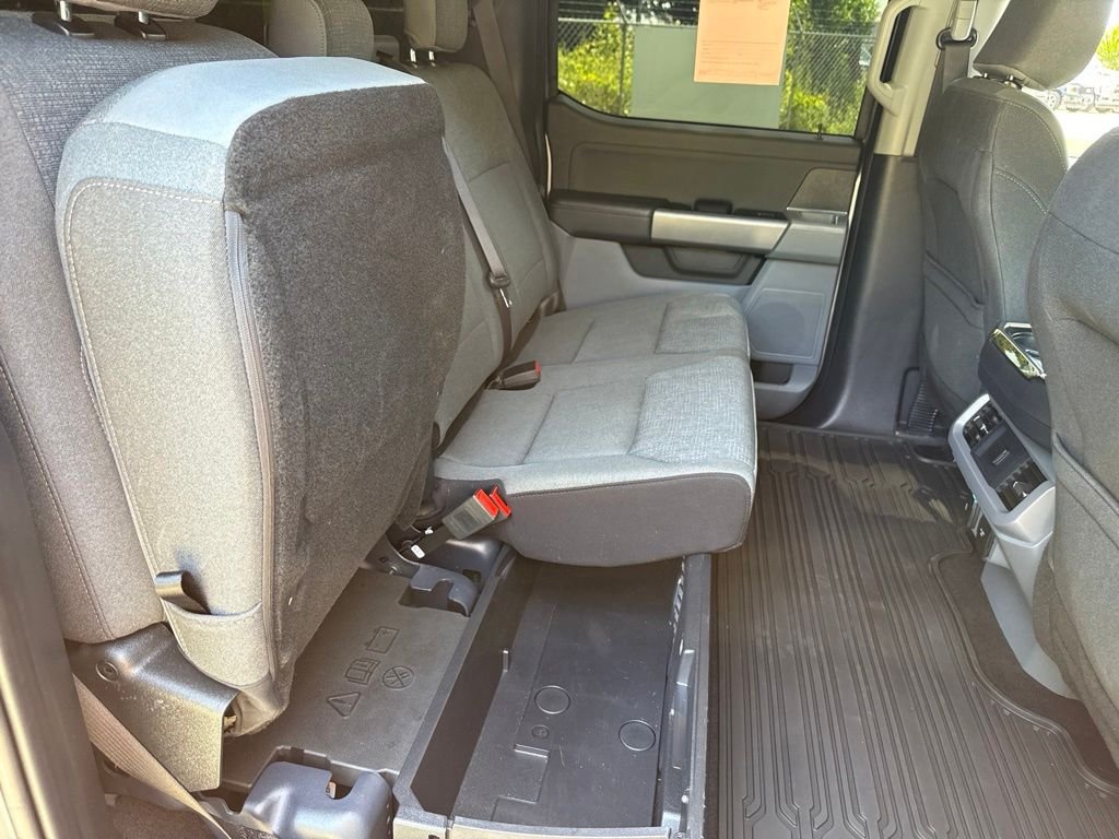Used 2024 Silver Ford XLT image 14