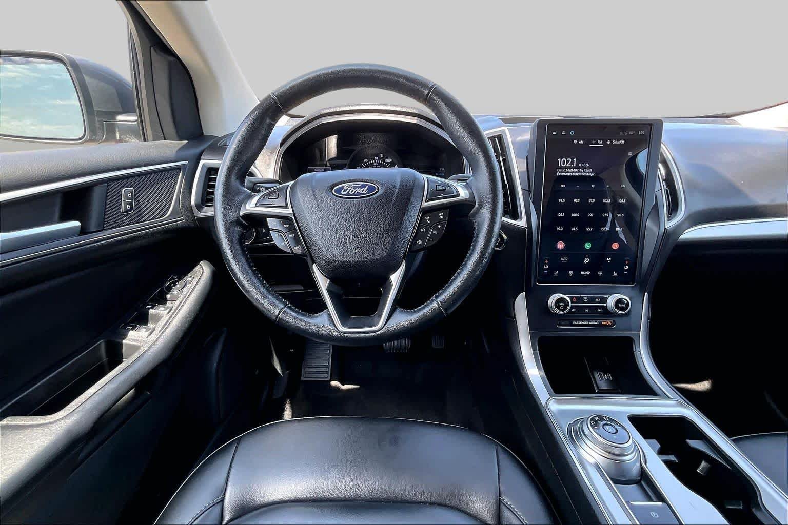 Used 2022 Carbonized Gray Metallic Ford SEL image 6