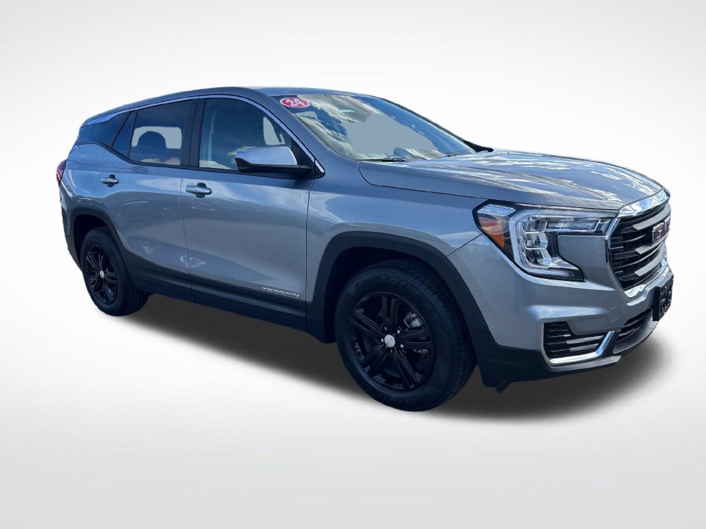 Used 2024 Silver GMC SLE image 8