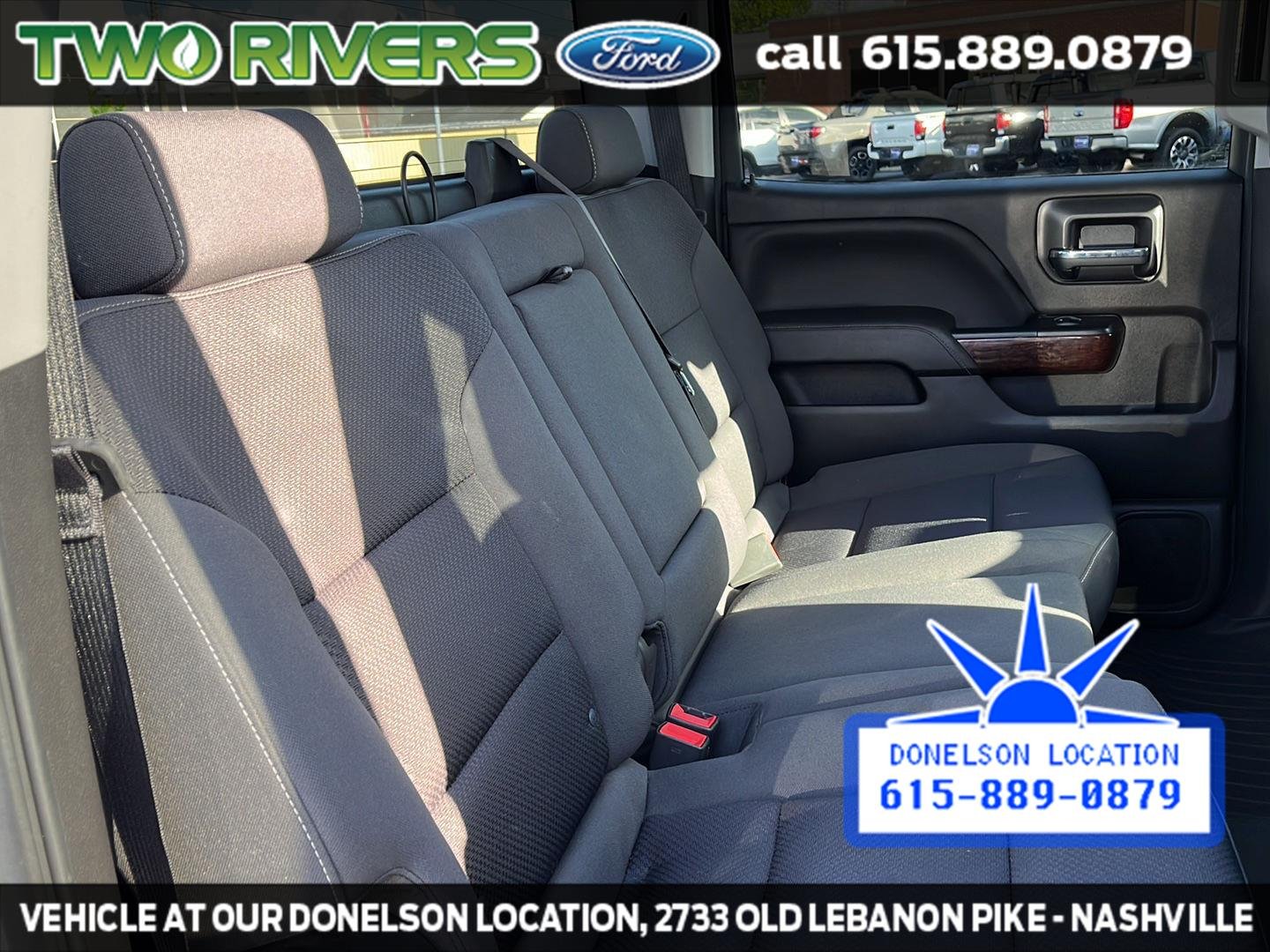 Used 2018 White Frost Tri-Coat GMC SLE image 37