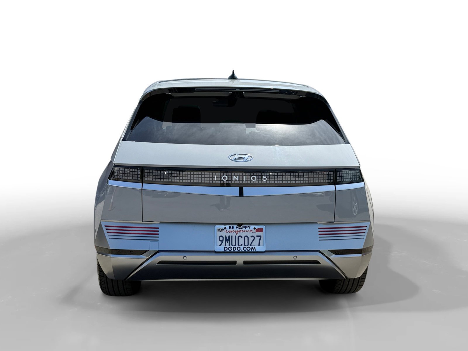 Used 2024 Cyber Gray Hyundai Limited image 4