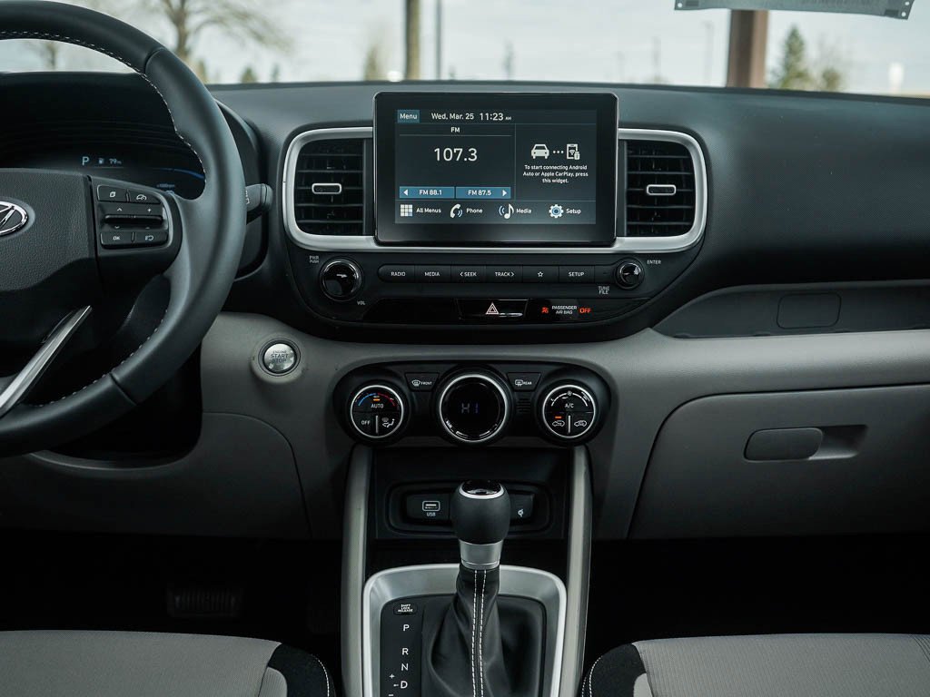 New 2026 Mirage Green Hyundai SEL FWD image 16