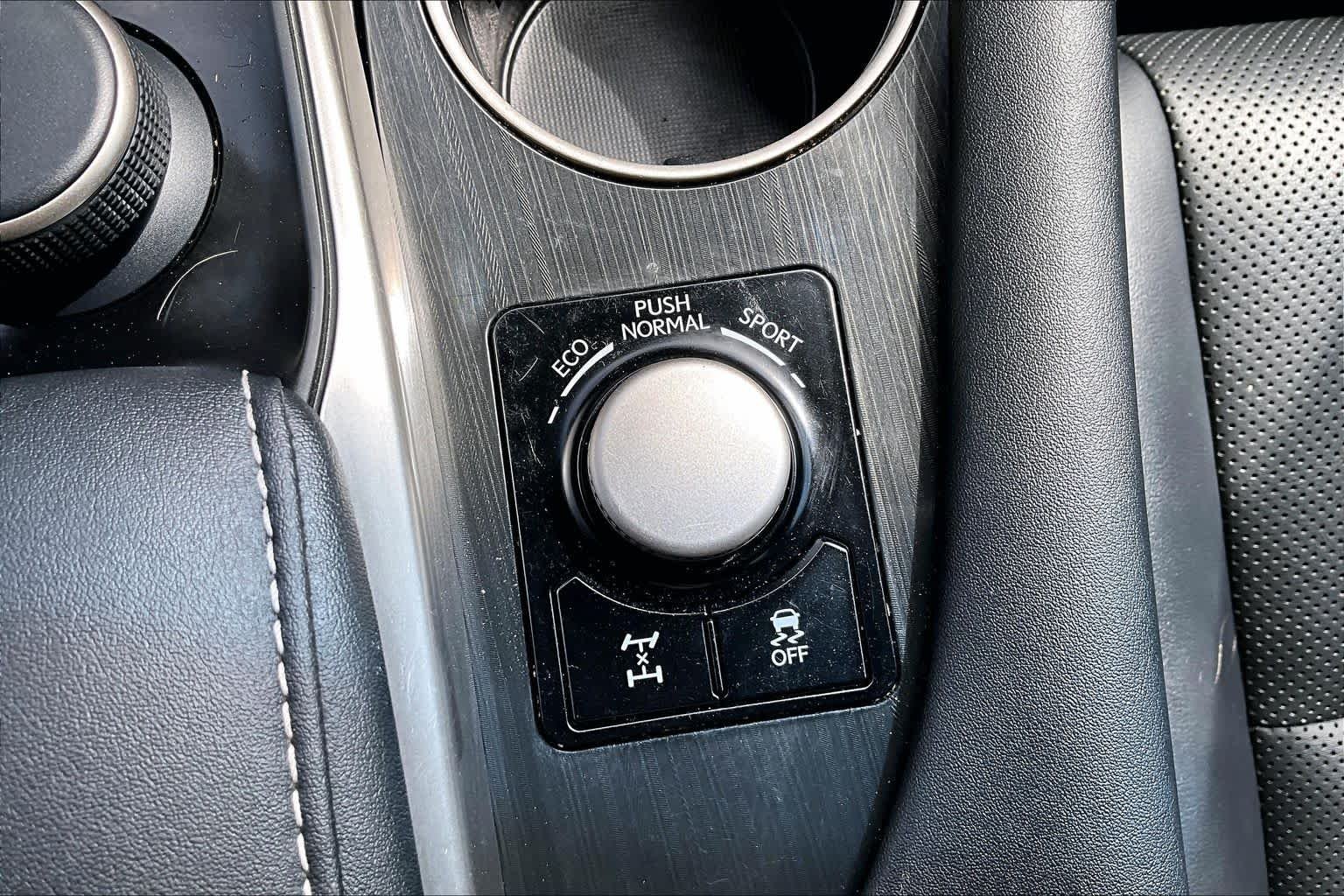 Used 2017 Atomic Silver Lexus  image 36