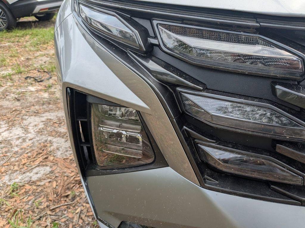 New 2026 Silver Hyundai SEL Premium FWD image 9