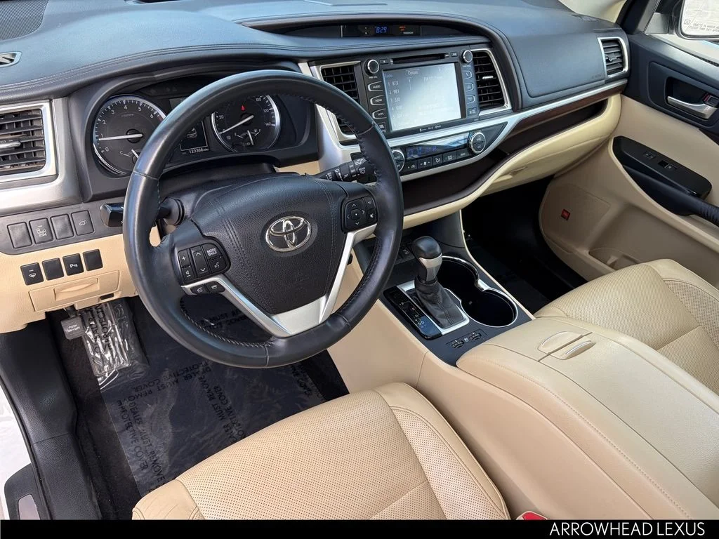 Used 2016 White Toyota Limited image 18