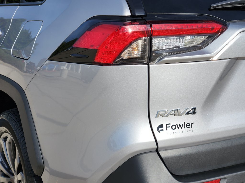 Certified Used 2024 Silver Toyota XLE Premium image 15