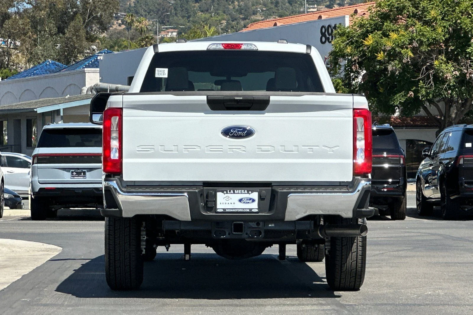 New 2026 Oxford White Ford F-250® XLT image 4