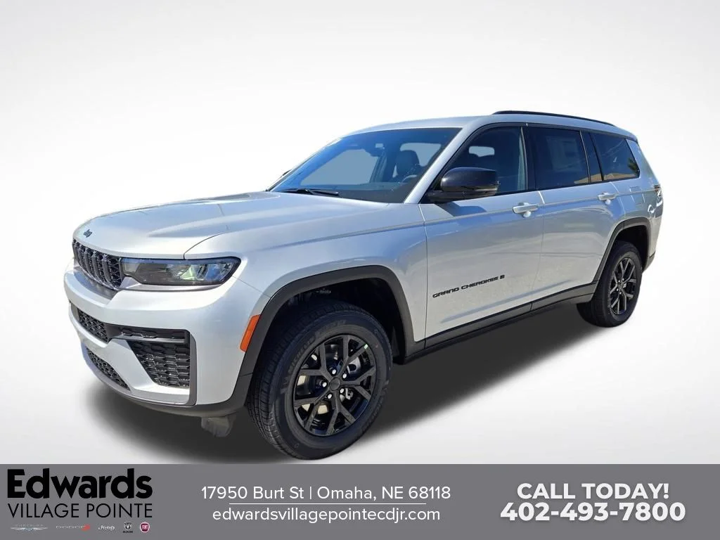 New 2026 Silver Jeep Laredo image 7