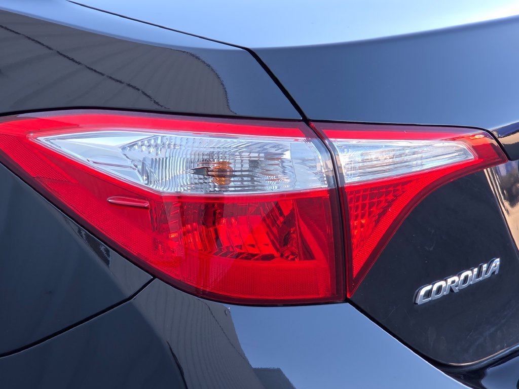 Used 2016 Black Toyota LE image 15