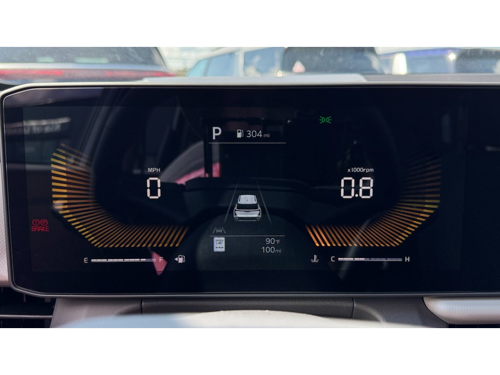 New 2027 Snow White Pearl Kia LX image 13