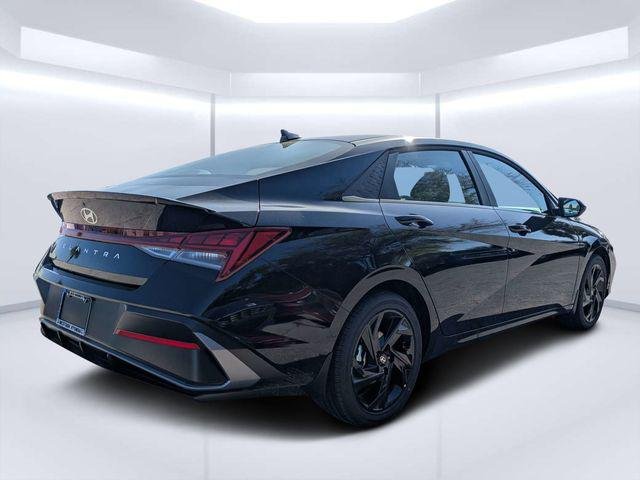 New 2026 Black Hyundai SEL Sport Premium image 3