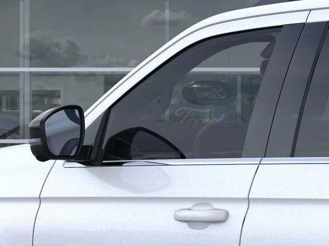 New 2026 Star White Metallic Tri-Coat Ford MAX Platinum® image 20