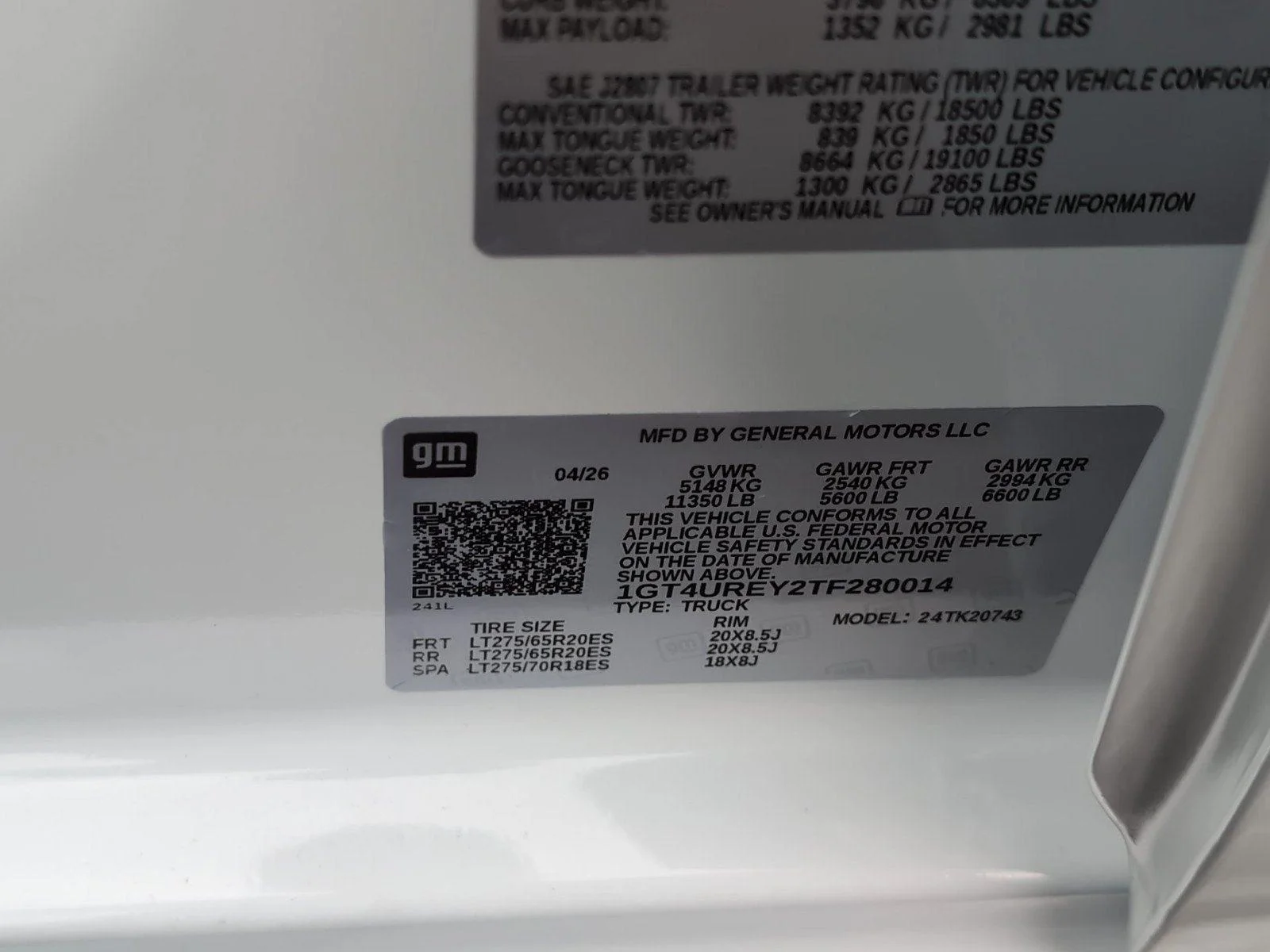 New 2026 Glacier White Tricoat GMC Denali image 13
