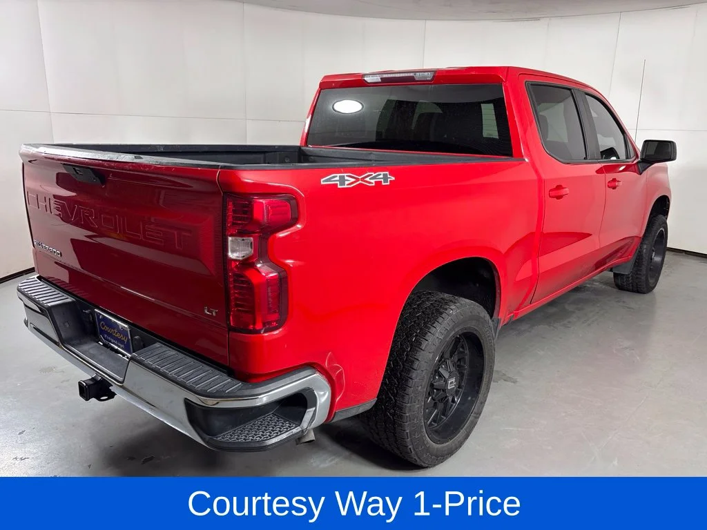 Used 2021 Red Chevrolet LT image 11